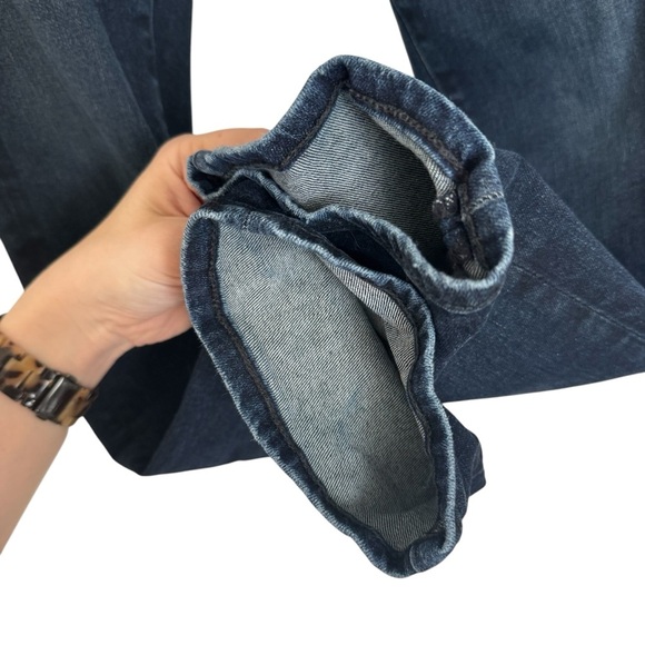 Women’s Mari Jeans by AG - Picture 7 of 10